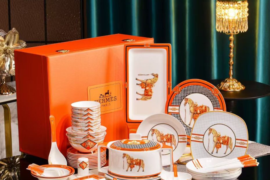 plate #dinnerware #tableware #ceramic #porcelain #bowl #factory#supplier#manufacturer#bonechina#finebonechina#royalchina#royalchinaware#chinaware